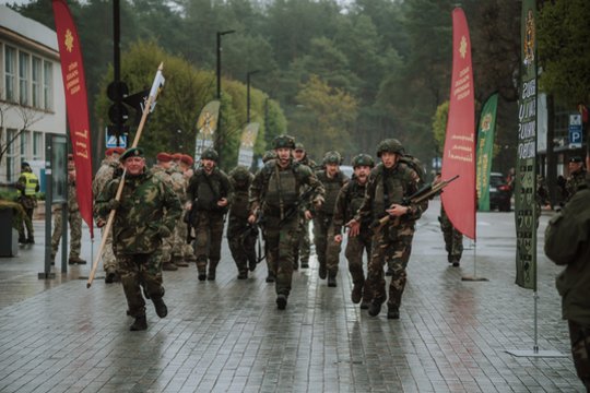 Lietuvos šauliai Ukrainos paramai rinkti bėgs 570 kilometrų palei Lietuvos-Baltarusijos sieną
