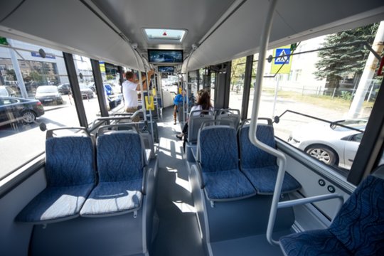 Po kelionės Vilniaus autobusu moteris namo negrįžo – dėl patirtų sužalojimų paguldė į ligoninę