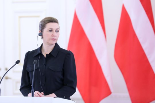 Danijos žvalgyba prabilo apie Rusijos planus: taikinyje – gynybos pramonė