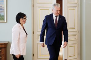 G. Nausėda sako norintis spręsti problemas švietime: dabar ne galvų kirtimo metas