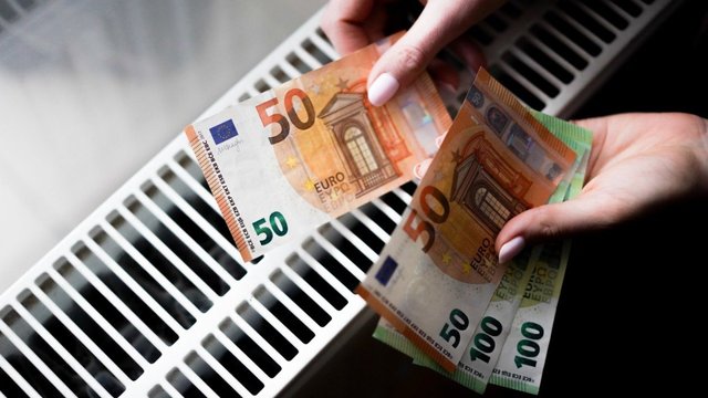 Ateinančią žiemą šildymo sąskaitos gali nustebinti dar labiau: atsakė, kam pasiruošti