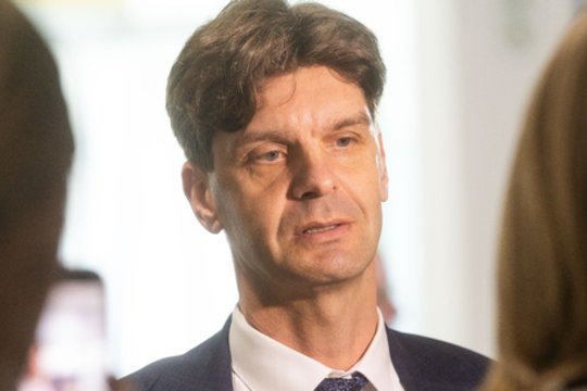 „Kinija mus stebi“: I. Vėgėlė – apie santykių gerinimą ir planuojamą vizitą į Briuselį