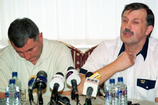 Prieš 25 metus – viena skaudžiausių nesėkmių Lietuvos krepšinio istorijoje: krito ir J. Kazlausko galva