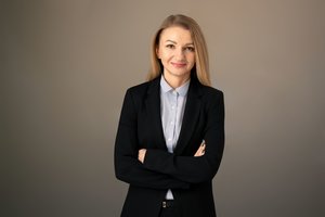 Trečdalis norinčiųjų įsigyti automobilį negauna finansavimo: kas jie ir kokios jų galimybės?