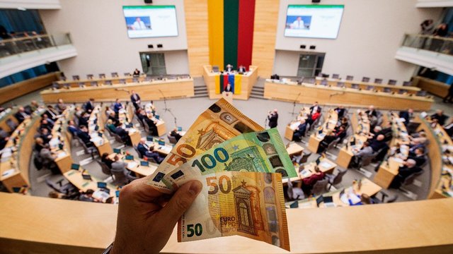 Artimiausiu metu mokesčių nedidins, bet griežtins kontrolę: piktnaudžiaujantiems gresia nemalonumai
