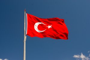 Dėl įtariamų ryšių su Iranu JAV įvedė sankcijas Turkijos bankui