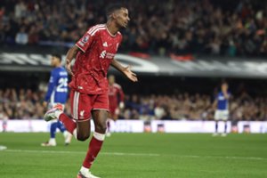 „Liverpool“ iškovojo pirmąją sezono pergalę