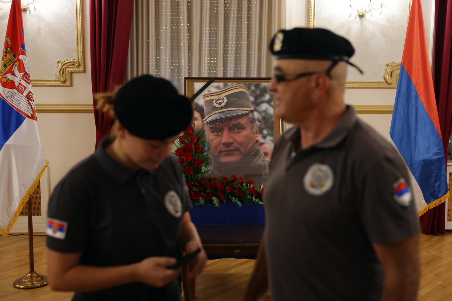 Šeštadienį Belgrade, likus dviem dienoms iki karo nusikaltėlio Ratko Mladičiaus laidotuvių, vyko jo atminimo ceremonija.<br> EPA/ELTA nuotr.
