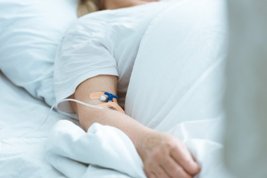Vaikų darželio darbuotoja mirė po kelionės į Turkiją: pražudė kosmetinė operacija