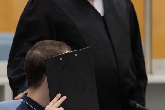 Sulauks teisingumo: Suomijoje prieš teismą stos vyras, kaltinamas internete tvirkinęs 361 vaiką
