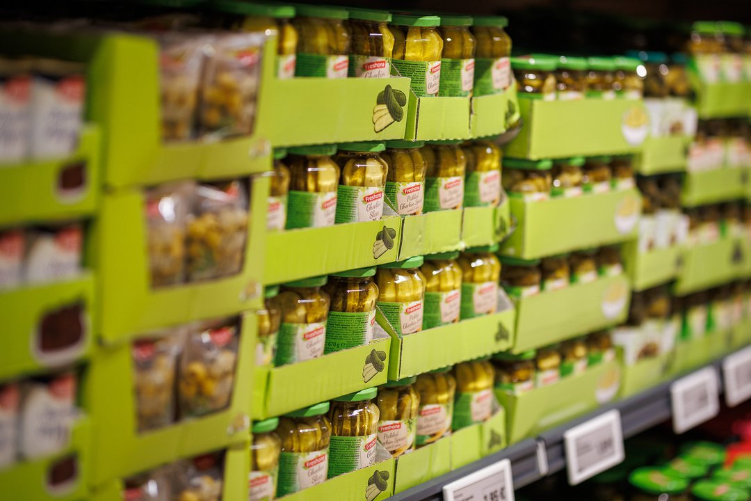 Dar daugiau produktų pigiau: „Lidl“ mažina nuolatines konservuotų ir marinuotų gaminių kainas