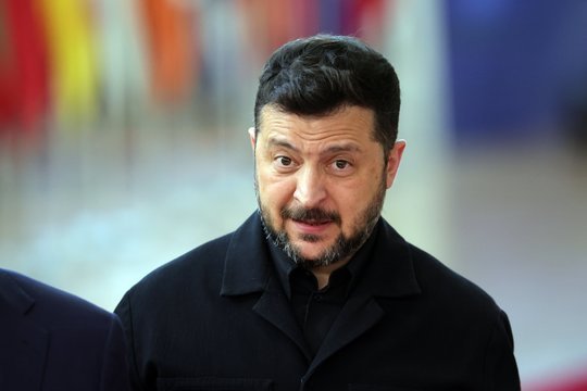 V. Zelenskis užsiminė apie artėjantį susitikimą su D. Trumpu: tikisi rezultatų opiu klausimu