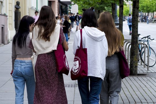 Geriausiems šalies studentams skirtos 29 Prezidentų vardinės stipendijos