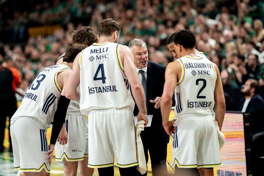 Trečiadienį turėjusios vykti „Fenerbahce“ rungtynės staiga buvo atšauktos