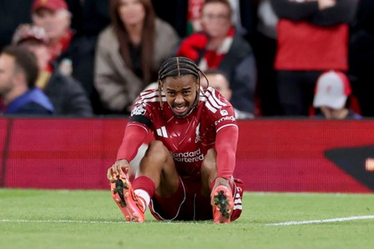 „Liverpool“ pergalė apkartinta naujosios žvaigždės trauma
