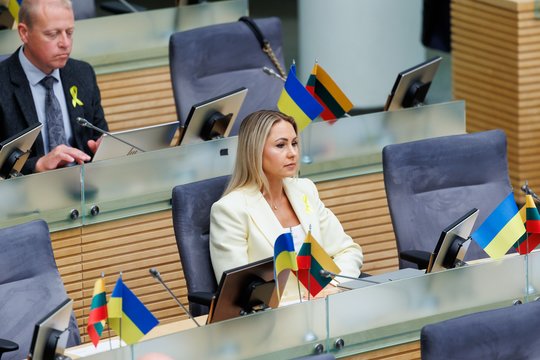 L. Asadauskaitė vėl kalbėsis su M. Sinkevičiumi: klausimas dėl likimo partijoje lieka pakibęs