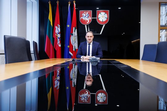 Dzūkijos sostinės politikams – rimtos problemos: prokuratūra siekia prisiteisti daugiau kaip 50 tūkst. eurų
