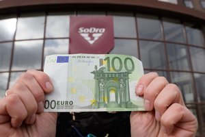 „Sodra“ įspėja apie įsisiautėjusius sukčius: taip galite prarasti pinigus