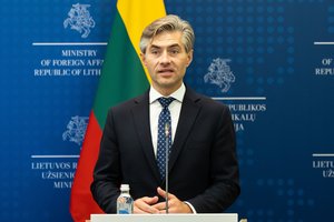 K. Budrys aptarė bendradarbiavimą stiprinant dokumentinio paveldo apsaugą