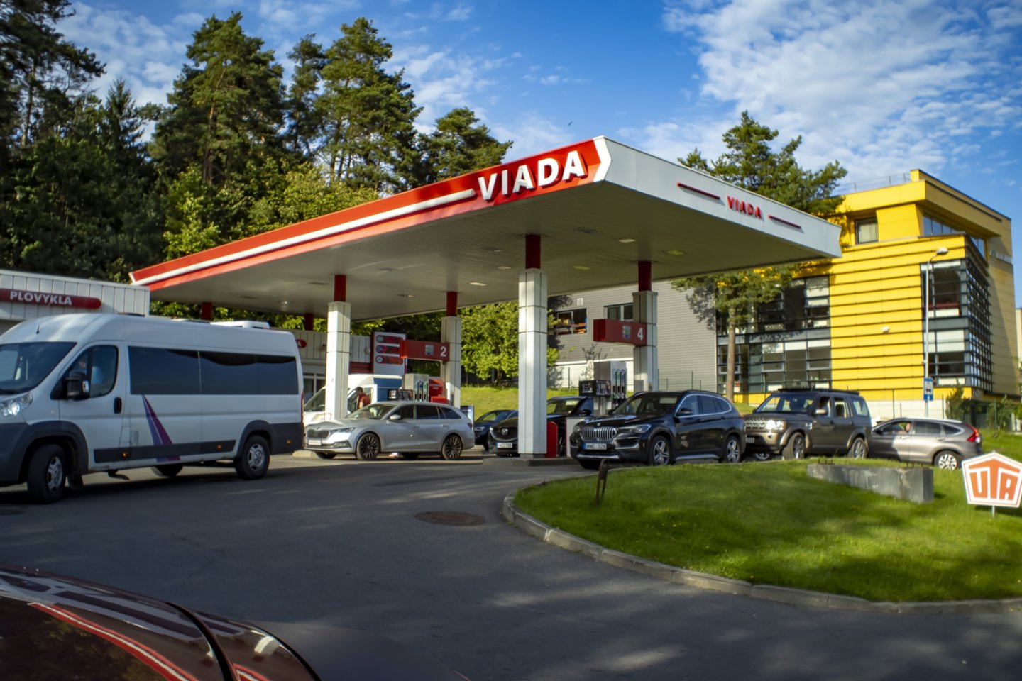Panašu, kad tokios kainos Lietuvos degalinėse gali išsilaikyti dar ilgokai.<br>V.Ščiavinsko nuotr.