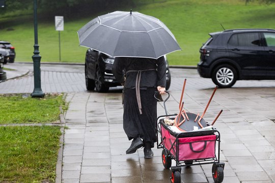 Anticiklonas traukiasi: sinoptikė įspėjo apie orų pokyčius