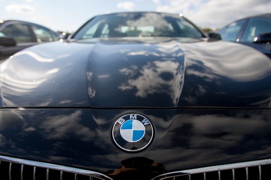 Marijampolėje niekadėjams užkliuvo automobilis BMW