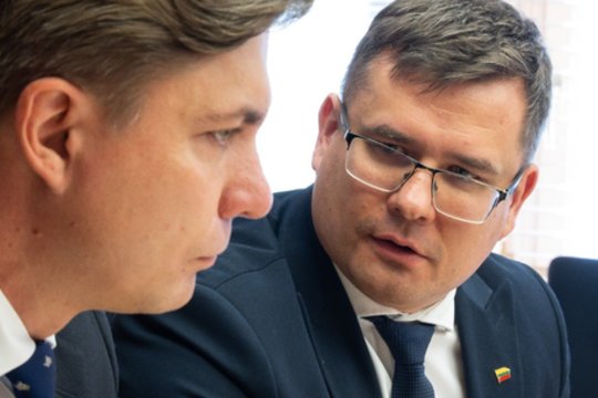 Kas riša socialdemokratus su konservatoriais?