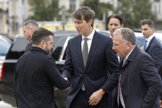 Tvyrant neaiškumui dėl taikos derybų Ukrainoje – J. Kushneris įvardijo pagrindinę kliūtį