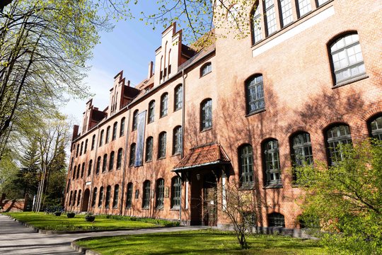 Klaipėdos universitetui valstybė perleis valdyti Botanikos sodo mokslo pastatą