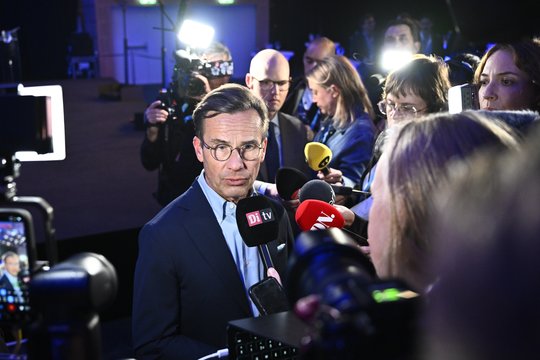 Švedijos rinkimuose – įtempta kova
