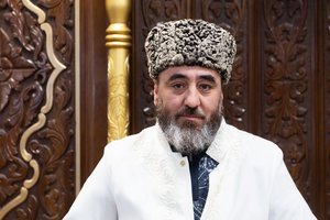 Muftijus: prie Kauno mečetės pamaldas sutrikdžiusių baikerių taikinys buvo musulmonai