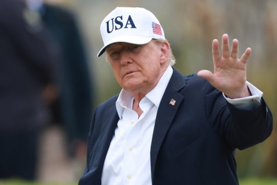 D. Trumpas įspėjo V. Zelenskį dėl atakų į Rusijos dyzelino gamyklas: „Tai kenkia pasauliui“