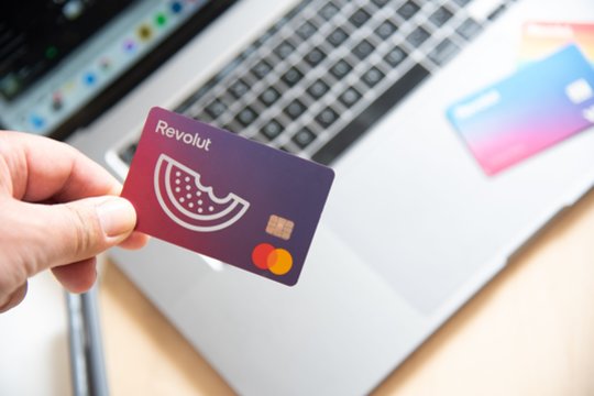 „Revolut“ patvirtino klientų duomenų nutekėjimą