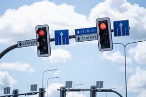 Vairuotojams reikės būti itin atidiems: nuo lapkričio keičiasi šviesoforų veikimas