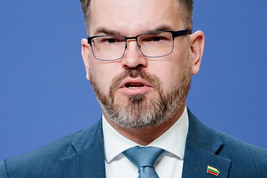 Dėl drono – nauji R. Kauno klausimai kariuomenei