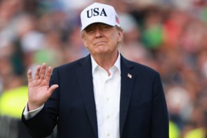 D. Trumpas DI keliamos grėsmės nesureikšmina