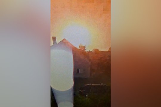 Naktinis sprogimas danguje: galimai užfiksavo drono numušimo momentą