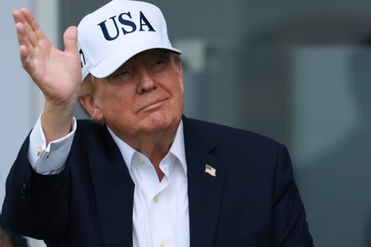 Karas Ukrainoje. Pateikė daugiau detalių apie skubotą D. Trumpo sprendimą: susitarimo nėra
