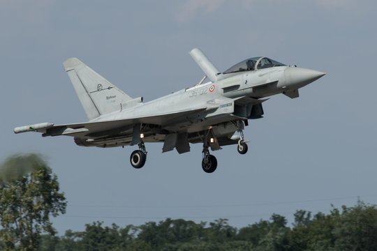„Eurofighter Typhoon“ – kas tai per lėktuvai, kurie buvo panaudoti drono sunaikinimui
