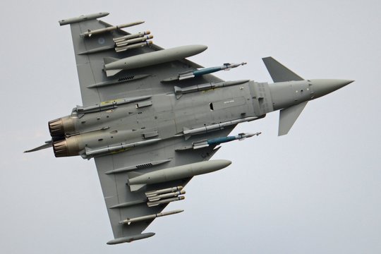 „Eurofighter Typhoon“ – kas tai per lėktuvai, kurie buvo panaudoti drono sunaikinimui