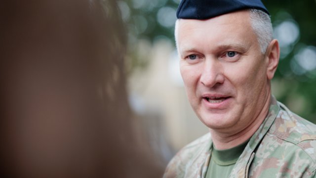 Drono numušimo operacija: panaudojus raketinę ginkluotę nukrito ūkinio lauko teritorijoje