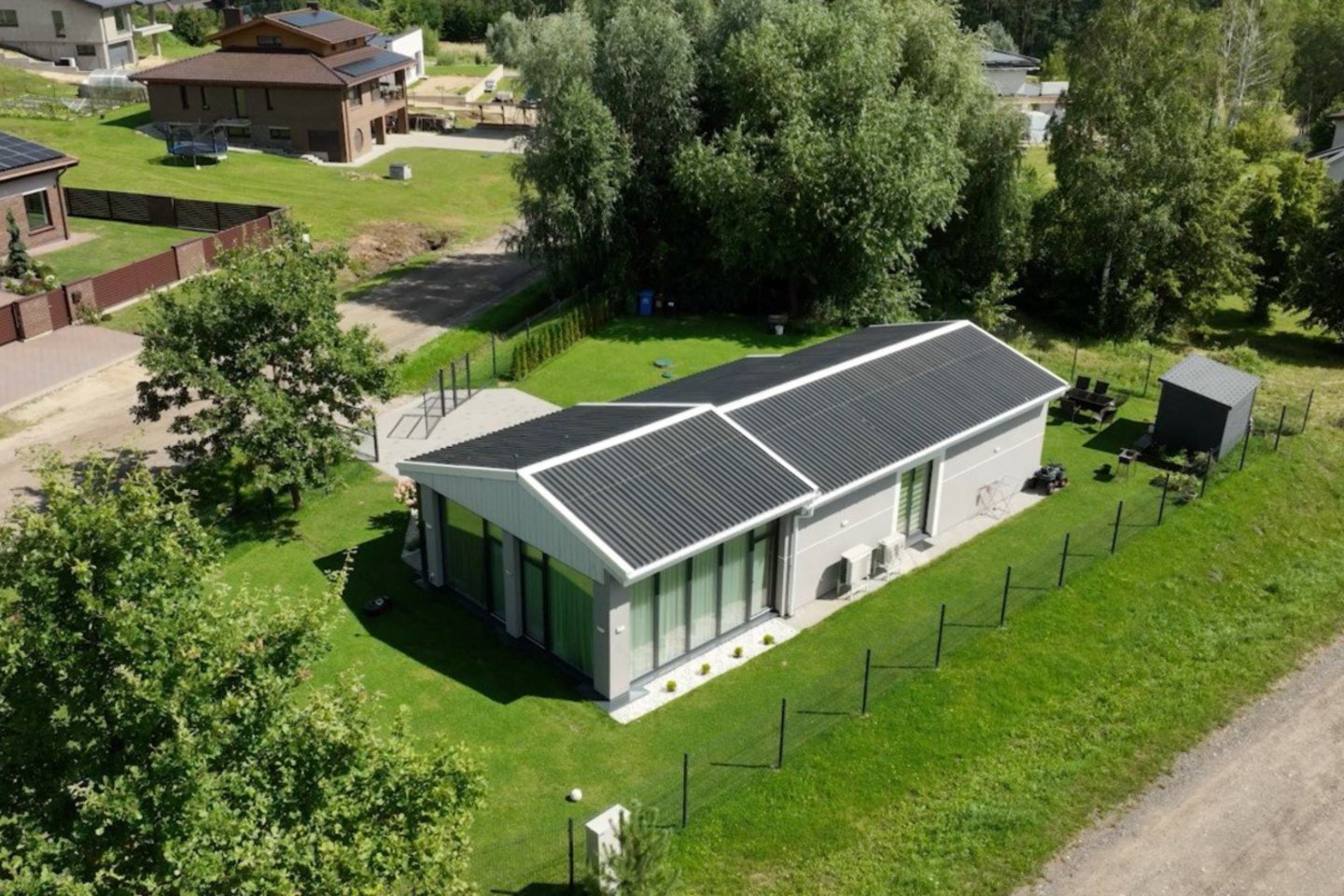 Pašilio g. namas. S. Ivoškos 2025 m. dovanų gautas ir parduotas namas.<br> A.Švitros/„Sienos“ nuotr.