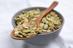 Kas nutiks, jei moliūgų sėklas valgysite kasdien? Dietistė įvardijo naudą ir pavojus