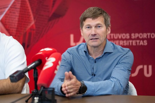 Prezidento Valdo Adamkaus 100-mečiui – 5000 kilometrų bėgimas per Ameriką