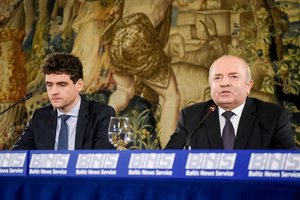 Lietuvos regionų partijai – griežta žinia iš VRK dėl automobilių nuomos: gresia šiurkštus pažeidimas