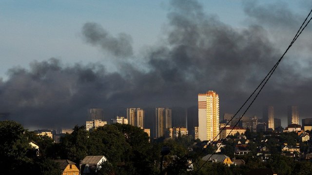 Rusija be skrupulų naikina milijoninę paramą civiliams: JT svarsto perkelti atsargas į bunkerius