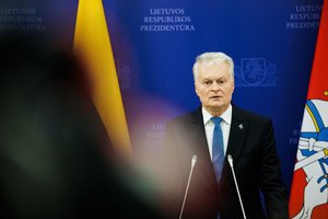 G. Nausėda apie oro erdvės pažeidimus: dronams galbūt sąmoningai leidžiama nukrypti nuo kurso