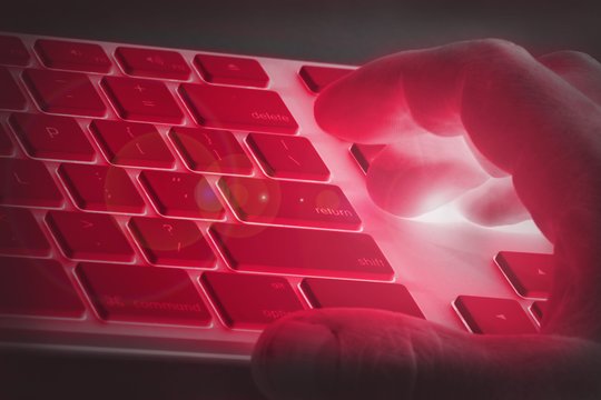 Įsilaužta į Rusijos „nenulaužiamą“ elektroninio balsavimo sistemą