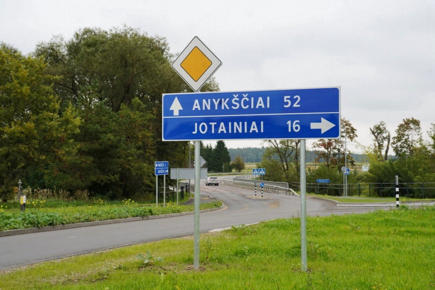 Įvažiavimas į Velžį po rekonstrukcijos.<br> Ž. Večiorkutės, R. Ančerevičiaus/jp.lt nuotr.