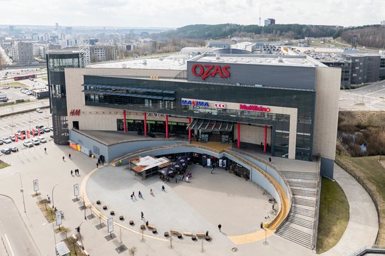 Milžiniškas sandoris Vilniuje: parduotas prekybos centras „Ozas“, suma – 200 mln. eurų